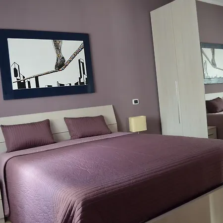 فندق مبيت وإفطار Lambruschini 69 *