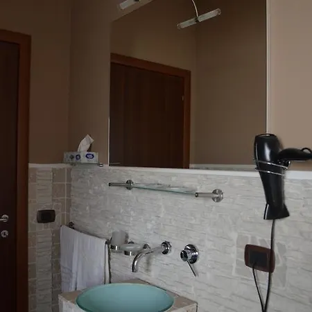 فندق مبيت وإفطار Lambruschini 69